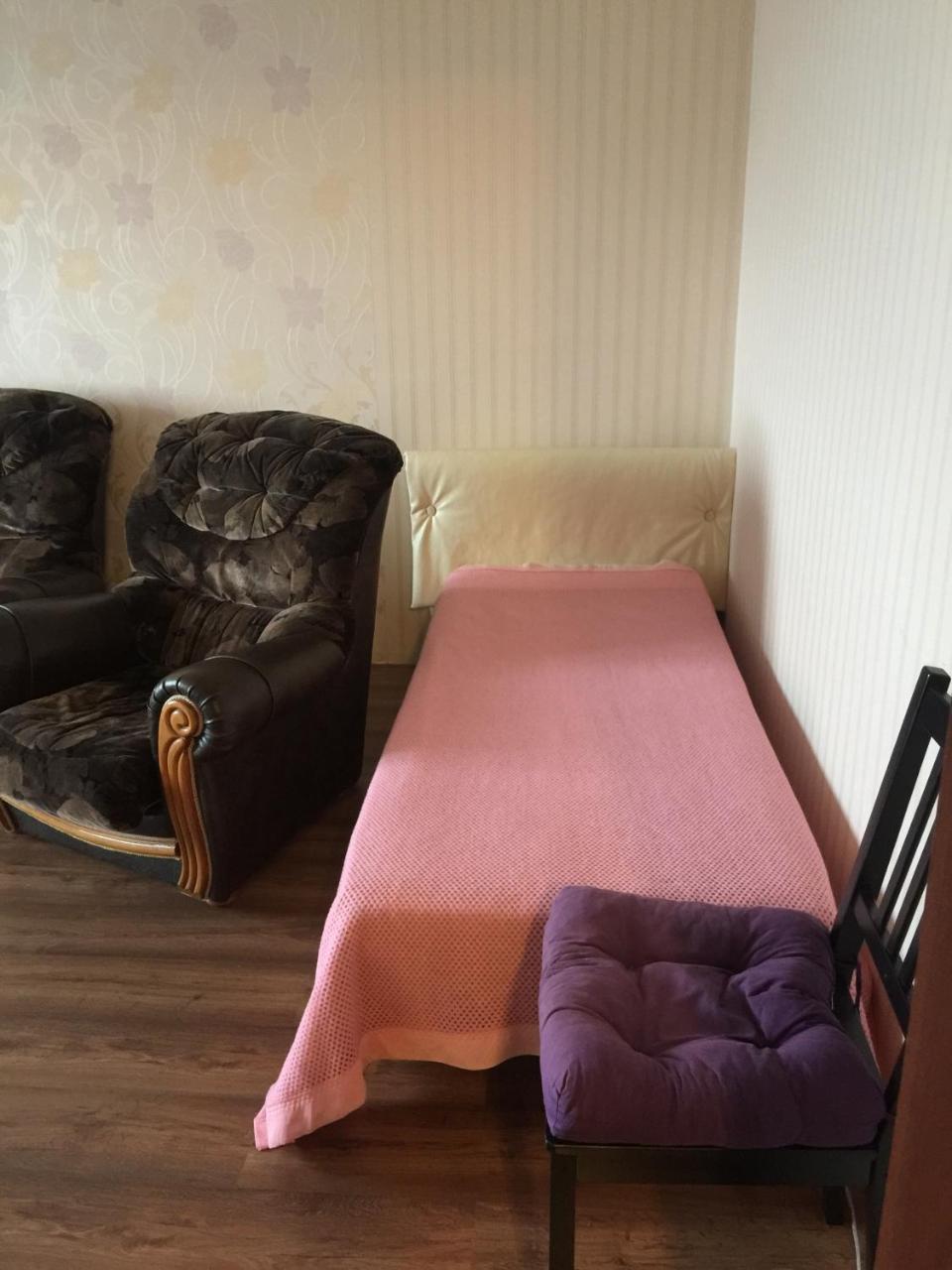 Apart Na Himnaziinoi Naberezhnii Daire Harkiv Dış mekan fotoğraf